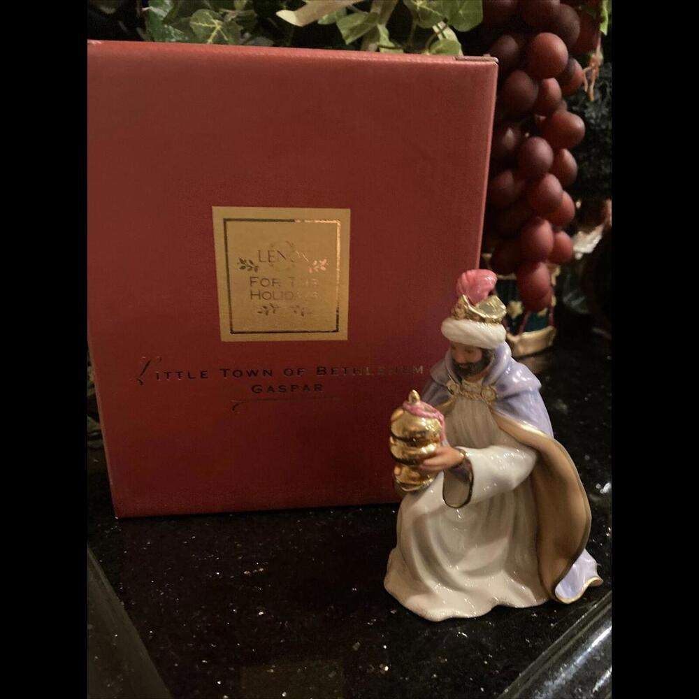✡️Lenox Little Town Of Bethlehem Gaspar Nativity Figurine New in Box